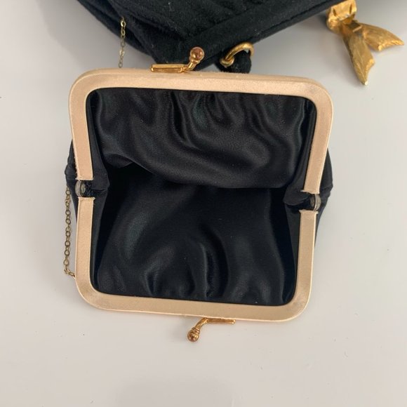 Vintage 50s Bags by Dorian Black Pleated Handbag - Picture 11 of 11